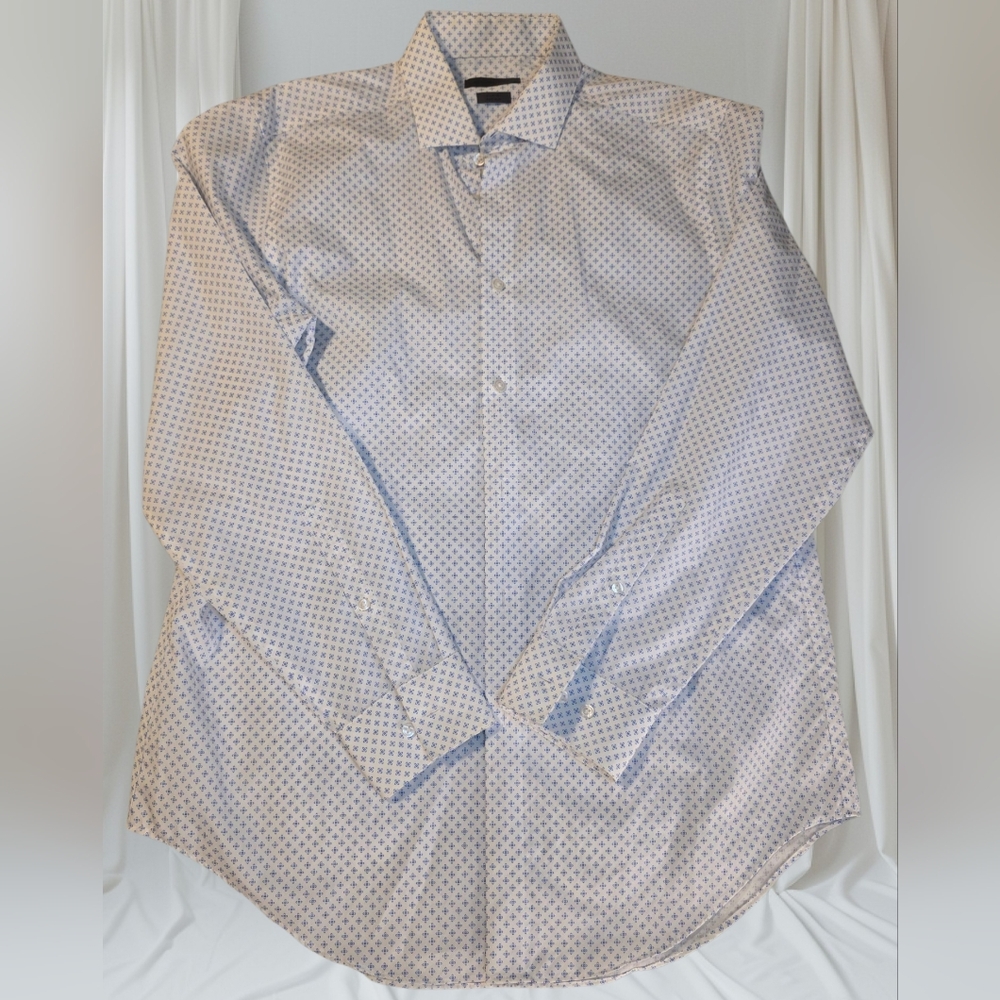 Calvin Klein White and Blue Patterned Dress Shirt